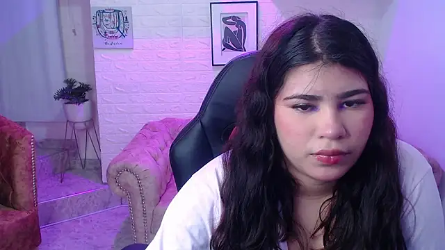 carolineeh  online show from January 15, 2026, 9:51 pm