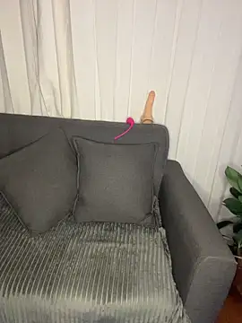 elodie rouge online show from March 19, 2026, 11:38 pm