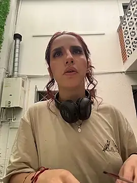 elodie rouge online show from March 21, 2026, 2:32 pm