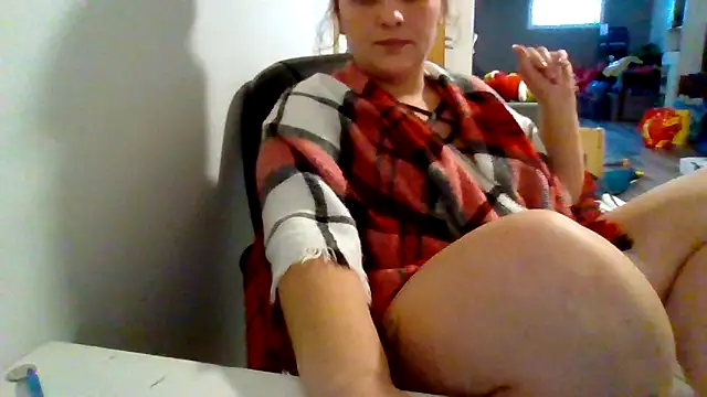 squirtychubby online show from January 14, 2026, 7:06 pm