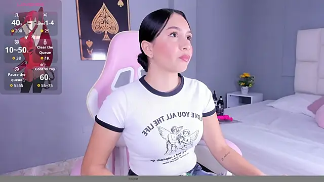 Sofia  Salazar online show from February 23, 2026, 11:55 am