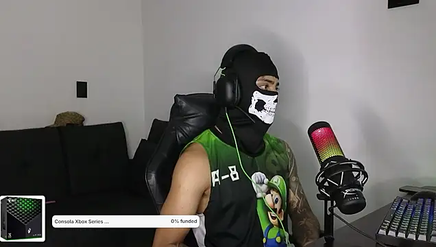 Snapshot of cash_master888 chatting on February 7, 2026, 7:49 am cash master888 online show from February 7, 2026, 7:49 am