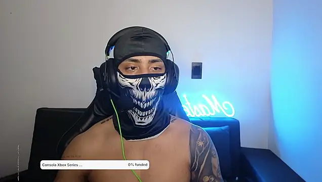 Snapshot of cash_master888 chatting on February 18, 2026, 10:12 am cash master888 online show from February 18, 2026, 10:12 am