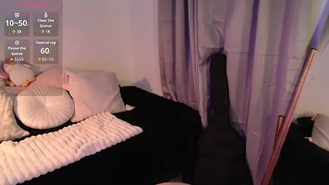 Snapshot of Mia_Volkova_ chatting on February 4, 2026, 1:06 pm Mia Volkova online show from February 4, 2026, 1:06 pm