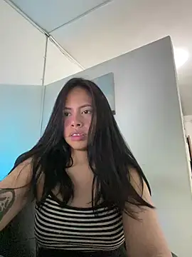 Snapshot of CarolinaRaven chatting on February 11, 2026, 3:50 am CarolinaRaven online show from February 11, 2026, 3:50 am