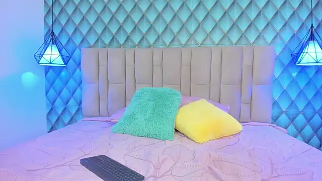 MaylinOrtiz- online show from January 15, 2026, 7:17 pm