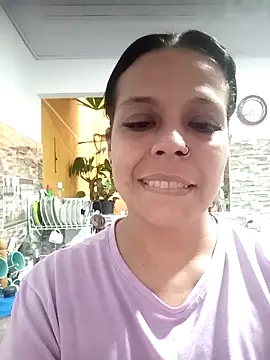Snapshot of RossyAlvarez chatting on April 29, 2026, 10:38 pm RossyAlvarez online show from April 29, 2026, 10:38 pm