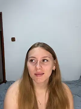 SweetSophia20 online show from April 3, 2026, 12:44 pm