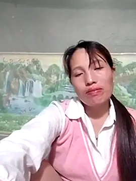 Gummiesu online show from May 8, 2026, 1:20 am