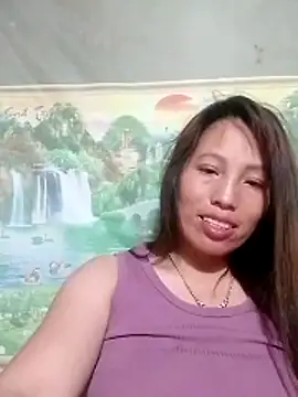 Snapshot of Gummiesu chatting on April 14, 2026, 8:36 pm Gummiesu online show from April 14, 2026, 8:36 pm