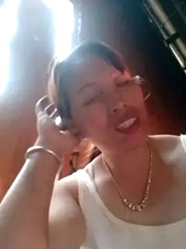 Snapshot of Gummiesu chatting on April 13, 2026, 10:41 am Gummiesu online show from April 13, 2026, 10:41 am