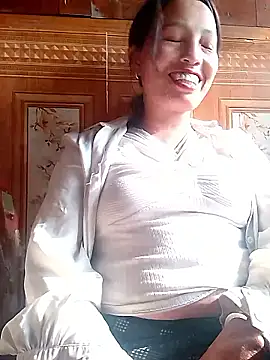 Snapshot of Gummiesu chatting on March 20, 2026, 8:48 am Gummiesu online show from March 20, 2026, 8:48 am