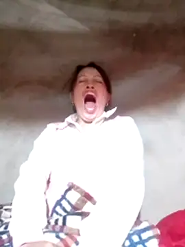 Snapshot of Gummiesu chatting on March 16, 2026, 6:32 pm Gummiesu online show from March 16, 2026, 6:32 pm