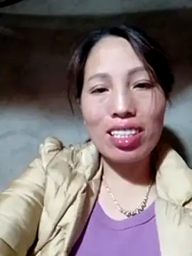 Snapshot of Gummiesu chatting on March 14, 2026, 7:42 pm Gummiesu online show from March 14, 2026, 7:42 pm