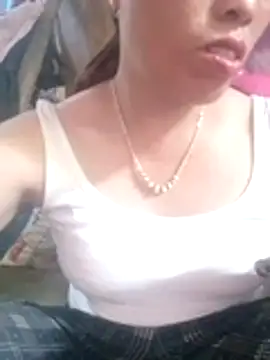 Snapshot of Gummiesu chatting on April 8, 2026, 9:55 am Gummiesu online show from April 8, 2026, 9:55 am