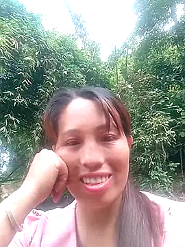 Gummiesu online show from May 17, 2026, 1:38 am
