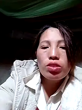 Snapshot of Gummiesu chatting on March 11, 2026, 7:13 am Gummiesu online show from March 11, 2026, 7:13 am