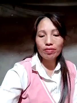 Snapshot of Gummiesu chatting on March 10, 2026, 6:56 pm Gummiesu online show from March 10, 2026, 6:56 pm