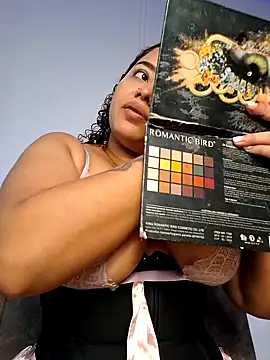 curly girl 31 online show from February 15, 2026, 8:19 pm