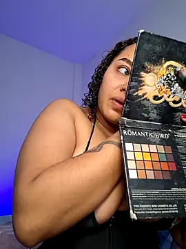 Snapshot of curly_girl_31 chatting on March 26, 2026, 9:02 pm curly girl 31 online show from March 26, 2026, 9:02 pm