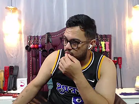 Snapshot of Stevens-dbs chatting on February 8, 2026, 5:49 am Stevens-dbs online show from February 8, 2026, 5:49 am