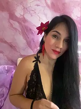 Snapshot of Miaswwe chatting on May 26, 2026, 2:04 pm Miaswwe online show from May 26, 2026, 2:04 pm