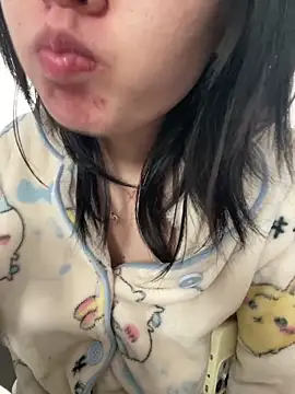 Cheating-wife online show from March 11, 2026, 5:23 am