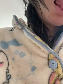 Cheating-wife online show from February 4, 2026, 7:25 am