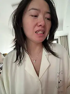 Snapshot of Cheating-wife chatting on April 23, 2026, 2:40 am Cheating-wife online show from April 23, 2026, 2:40 am