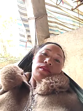 Snapshot of Jooj- chatting on February 14, 2026, 4:23 am Jooj- online show from February 14, 2026, 4:23 am