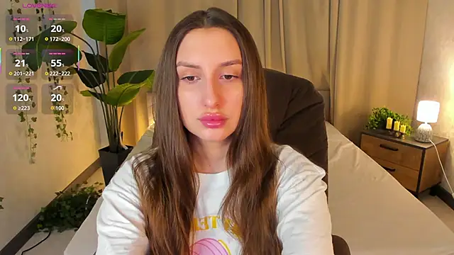 Celine Coello online show from April 1, 2026, 4:03 am