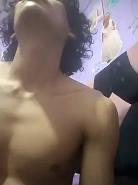 Gonzalo26xavi27 online show from January 18, 2026, 2:37 am