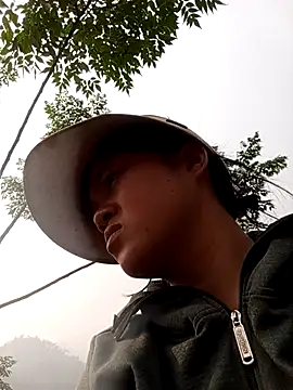 LISAA-6969 online show from April 15, 2026, 8:09 am