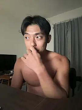 Yooo17 online show from July 4, 2026, 3:49 pm