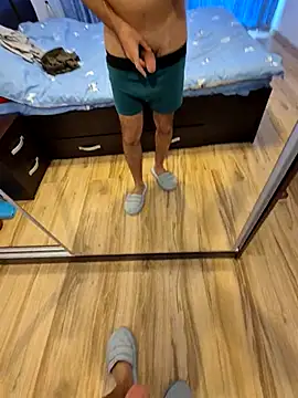 Snapshot of vali23 chatting on February 16, 2026, 10:25 am vali23 online show from February 16, 2026, 10:25 am