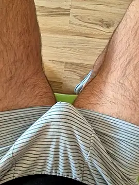 Snapshot of vali23 chatting on February 20, 2026, 11:12 am vali23 online show from February 20, 2026, 11:12 am