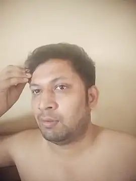 Pravin9562 online show from February 15, 2026, 6:03 am