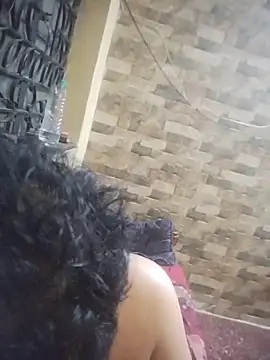 Pravin9562 online show from April 17, 2026, 7:28 pm