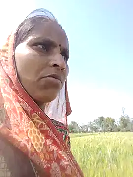 Juli rathore online show from February 25, 2026, 5:51 am