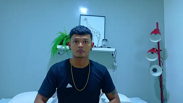 Snapshot of AndrewKenoxx_ chatting on January 16, 2026, 7:40 pm AndrewKenoxx online show from January 16, 2026, 7:40 pm