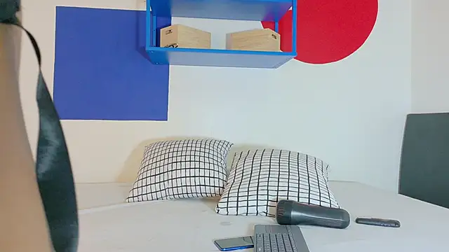 AndrewKenoxx  online show from March 21, 2026, 7:40 pm