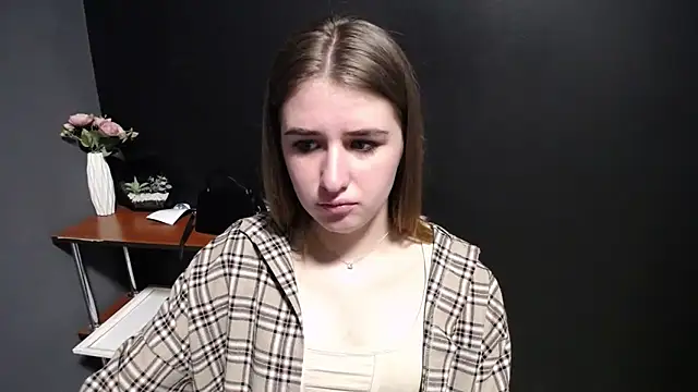 Sunny siren online show from March 28, 2026, 1:45 pm