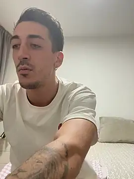 Snapshot of ANGELPRIVVT chatting on January 15, 2026, 2:20 pm ANGELPRIVVT online show from January 15, 2026, 2:20 pm