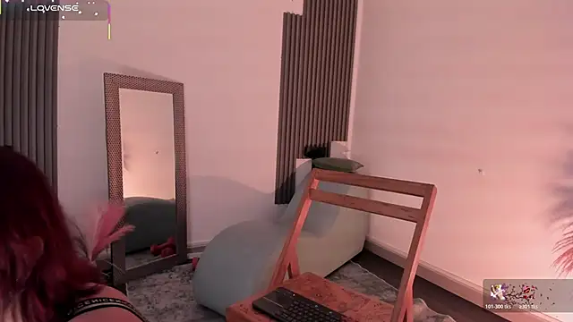 Snapshot of fransheskarossi chatting on February 5, 2026, 12:12 pm fransheskarossi online show from February 5, 2026, 12:12 pm