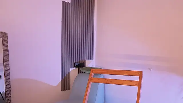 Snapshot of fransheskarossi chatting on February 12, 2026, 12:27 pm fransheskarossi online show from February 12, 2026, 12:27 pm