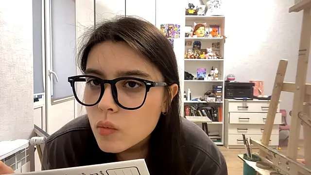 SaintMari online show from April 8, 2026, 1:45 pm