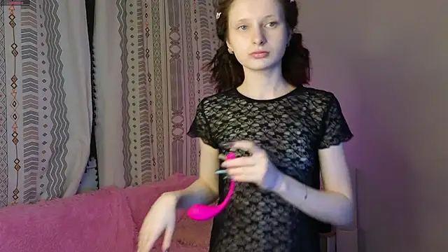 CarmaOlen online show from April 2, 2026, 7:09 pm