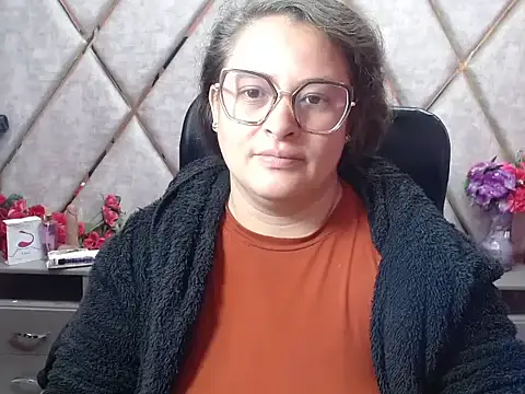 Snapshot of Sarah_Boobs_ chatting on February 20, 2026, 3:14 am Sarah Boobs online show from February 20, 2026, 3:14 am