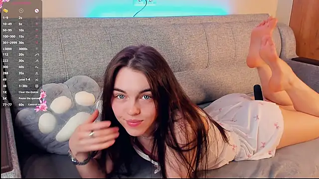 Snapshot of MirnaTellado chatting on March 27, 2026, 7:15 pm MirnaTellado online show from March 27, 2026, 7:15 pm