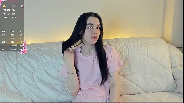 Snapshot of MirnaTellado chatting on March 18, 2026, 7:37 pm MirnaTellado online show from March 18, 2026, 7:37 pm